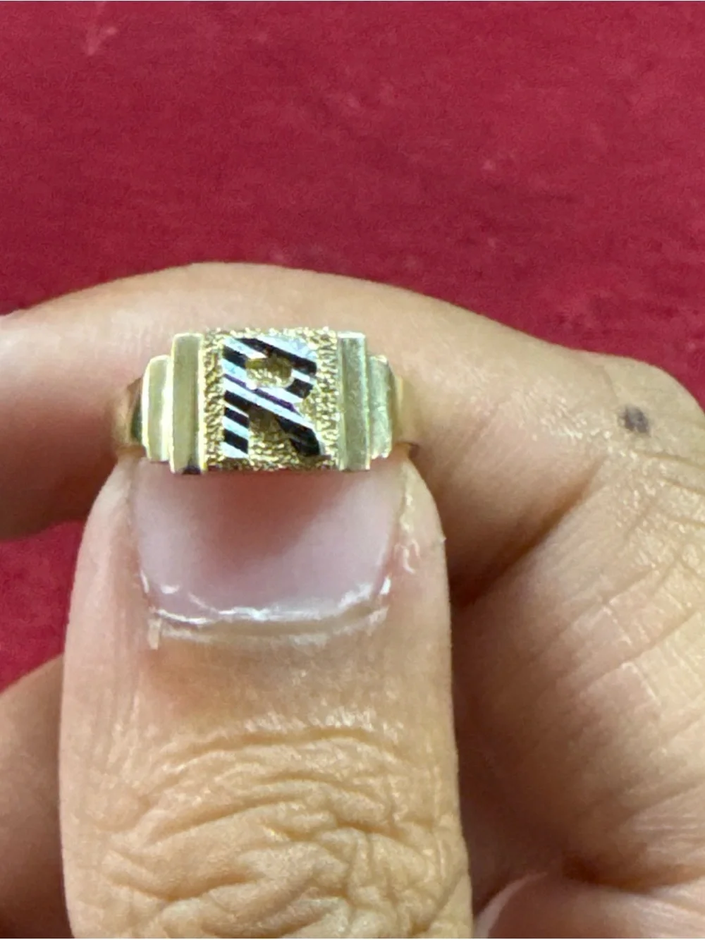 10K Yellow Gold Baby Ring Size 2.5 1.4g New Initial Signet Style